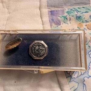 US Federal SERVICE 25 YEARS Service Lapel Pin - SILVER TONE - NEW